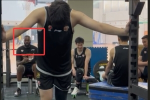 第4外援?浙江男篮晒球队训练视频 有外籍球员身影